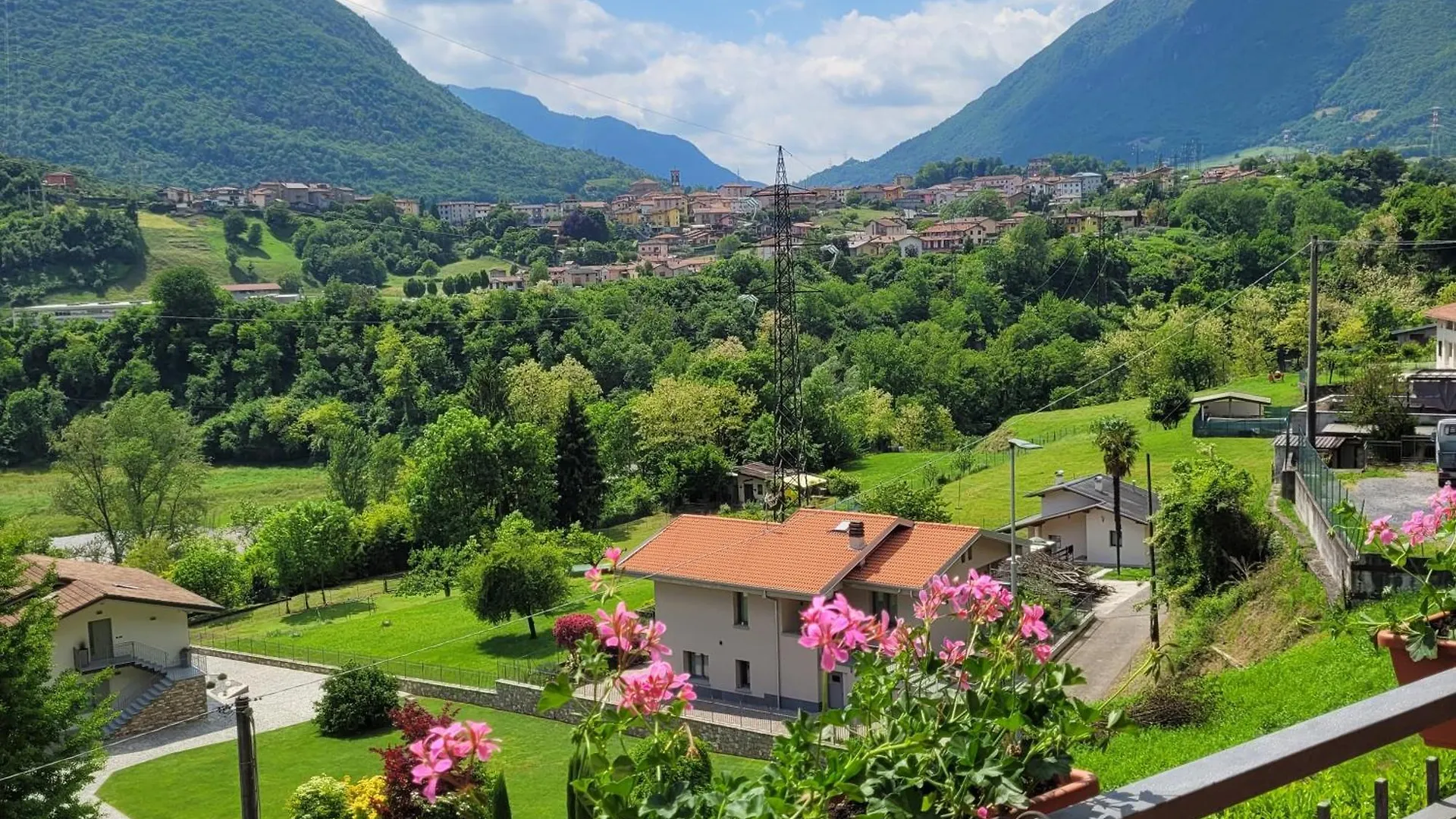 Дом отдыха Casa Eliana Mountain Lake Iseo Hospitality Sovere